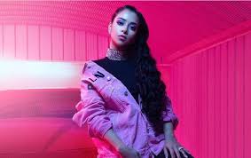 بلقيس فتحي الفنانة اليمنية والفنان العراقي سيف نبيل حرصا على الاحتفال بنجاح أغنيتهما الجديدة ممكن التي تم طرحها على موقع يوتيوب قبل أيام، فبمجرد تحقيق الفيديو لـ20 مليون مشاهدة، نشر الثنائي العدي Ø¨Ù„Ù‚ÙŠØ³ ÙØªØ­ÙŠ ØªØªØ¹Ø±Ø¶ Ù„Ù„Ø§Ù†ØªÙ‚Ø§Ø¯Ø§Øª Ø¨Ø³Ø¨Ø¨ ØµÙˆØ±ØªÙ‡Ø§ Ø¨Ø§Ù„Ø­Ø¬Ø§Ø¨ Gheir