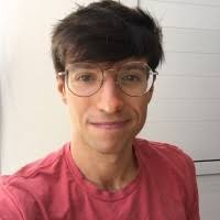 200+ perfiles de «Geist»