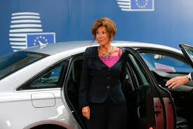 Brigitte bierlein was born on june 25, 1949 in vienna, austria. Brigitte Bierlein Topjuristin Karrierefrau Kanzlerin News At