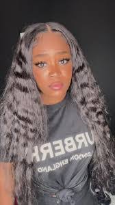 Lasha Smith's Instagram, Twitter & Facebook