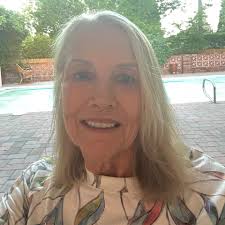 Female octopuses throw debris at males for rejection