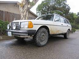 How To Turn An Old Diesel Mercedes Into The Ultimate Off-roading Wagon In 2021 Mercedes Mercedes W123 Offroad