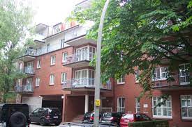 300 wohnungen, aufgeteilt nach hamburger drittelmix: 4 Zimmer Wohnung Zu Vermieten Regerstrasse 4 22761 Hamburg Bahrenfeld Mapio Net