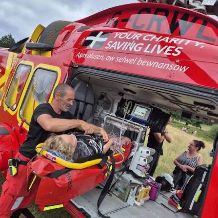 🚁 Kirstie Allsopp's birthday trip took an unexpected turn when a fall on a  muddy coastal path led to an air ambulance journey and hospital treatment.  Her son Oscar quickly ran to