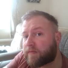 Help needed I plant this and can not remember what it is and anyone help to  name this plant please