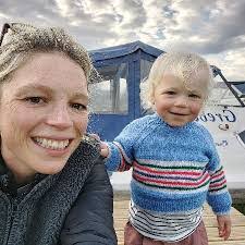 Camilla Schofield's Instagram, Twitter & Facebook