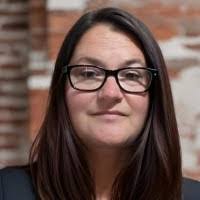 Sarah Hoffer's Instagram, Twitter & Facebook