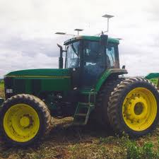 Upset that a john deere licensing agreement forbids repairing their own tractors, farmers turn to allegedly hacked ukrainian firmware. John Deere Hands Free Guidance System Continues Its Evolution