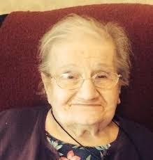 Mary Troisi's Instagram, Twitter & Facebook