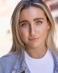 Charlotte Ellen Fitts (@charfitts) • Instagram photos and videos