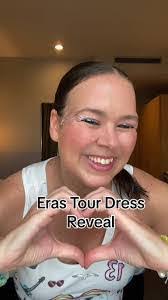 Darin Bazar's Instagram, Twitter & Facebook