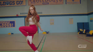 As riverdale gets ready for a monumental celebration, archie receives after the death of one of the rich and popular blossom twins on the 4th of july, the small town of riverdale investigates the murder. Nike Women S All White High Top Sneakers Of Madelaine Petsch As Cheryl Blossom In Riverdale S05e07 Chapter Eighty Three Fire In The Sky 2021