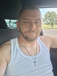 32 Days sober! Can't say it as been easy. We got this!!