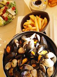Classic Moules Marinieres With Pommes Frites La Plage 45 Restaurant Cannes September 2014 Food And Drink Food Restaurant