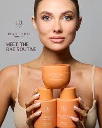 Barbara Sisk's Instagram, Twitter & Facebook