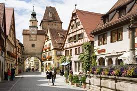 Ingyenes, gyors és kényelmes álláskeresés regisztráció nélkül. Nemetorszag Legszebb Utvonala A Romantikus Ut Mienk A Vilag