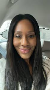 Sorrento at 3 o'clock beautiful warm day finally , but windy . A treat to  see a wedding happening, just a quick photo -as I didn't get permission ☺️ 