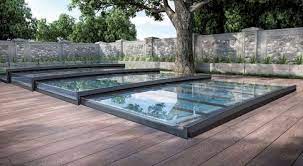 Pour le prix sur une piscine 6x4 (donc 4 panneaux) le prix était à l'origine de 6000€ et grâce au prix foire de paris il a été descendu à 3800€ valable uniquement sur le salon avec l'échelle rétractable offerte (pour un abri manuel). Prix D Un Abri De Piscine Plat Les Differents Tarifs 2021 Guide Piscine Fr