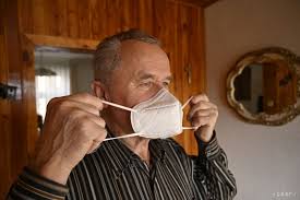 Textilní roušky i ochranná rouška s filtrem z nanovlákna (nano rouška). Od 8 Marca Budu Respiratory Povinne V Obchodoch A Verejnej Doprave