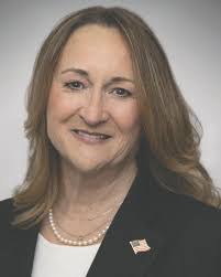 Susan Pacifico's Instagram, Twitter & Facebook