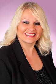 Monique Rich's Instagram, Twitter & Facebook