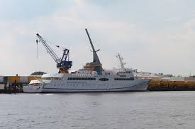 Check spelling or type a new query. Helgoland Mit Lng Der Reederei Cassen Eils Hochhaus Schiffsbetriebs Webseite