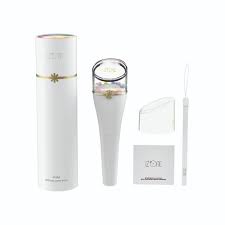 Iz One Official Lightstick Netizens recalled that moment and thought about this particular lightstick which caught the attention of many. kpoporkflop com