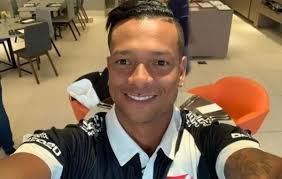 Fredy guarin'in çocuğunun annesi olan eski eşi sara uribe, yaptığı paylaşımda; Udzkfd9ue1bxdm