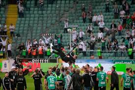 The best gifs for legia warszawa mecz. Przypuszczalny Sklad Legii Warszawa Na Mecz Z Lechia Gdansk Vukovic Dokona Zmian Zdjecia Polska Times