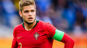 Pepe realçou que a seleção nacional apenas depende dela própria para garantir a qualificação para a próxima fase do europeu. Five Players Who Could Replace Pepe For The Portugal National Team Breaking The Lines