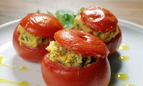 Gefullte Tomaten Mit Couscous Und Gemuse Rezept Gefullte Tomaten Gefullte Tomaten Vegetarisch Couscous