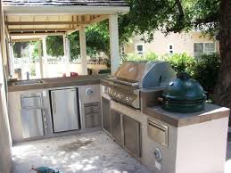 Build an outdoor kitchen layout to entertain and build memories. 31 Brain Blowing Outdoor Kitchen Ideas That Will Give You More Than Enough Inspiration Photographs Decoratorist
