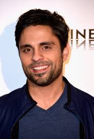 The Comic Jack of All Traits Ray William Johnson heading to El Pa