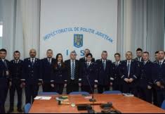 Cele mai aglomerate zile, din punct de vedere al declaratiilor care trebuie depuse, sunt 17 si 21 decembrie, iar. I P J IaÈ™i PoliÅ£isti AvansaÅ£i Inainte De Termen Cu Ocazia Zlei NaÅ£ionale 1 Decembrie 2017