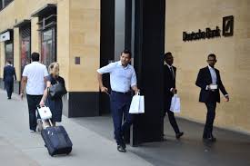 Deutsche Bank To Cut 18 000 Jobs By 2022 With Crying Workers Told To Clear Their Desks By 11am
