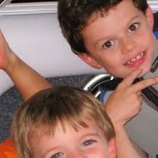 Maureen Pierce (@MaureenPierce1)