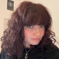 Aimee Lowe's Instagram, Twitter & Facebook