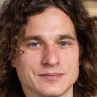 2800+ "Suchý" profiles