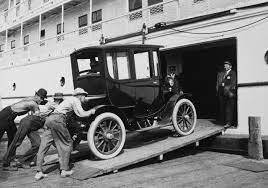 Scene 1915 Men Loading A Car On A Ship