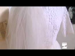 Scopri lo stile degli anni 30 40 50 60 e 70. Cerete In Mostra Abiti Da Sposa Anni 50 60 70 Antenna 2 Tv 23082013 Youtube