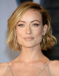 In particular, long layered cuts and choppy pixie cuts tend to look best. Square Face Shape Howtowear Fashion