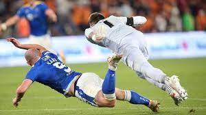 Galatasaray spor kulübü is a professional football club based on the european side of the city of istanbul in turkey. Watch Europa League Qualifying St Johnstone Earn Draw With 10 Man Galatasaray Live Bbc Sport