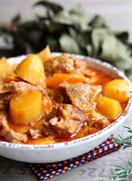 Saute De Veau Facile Aux Pommes De Terre Et Carottes Recette Recettes De Cuisine Plats Mijotes Cuisine