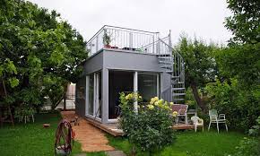 Um das haus energieeffizient zu gestalten, sollten sie auf eine gute dachdämmung achten. Mini Haus Mikrohaus Mit 28 Quadratmetern Das Haus