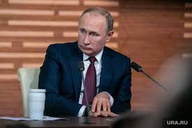 Путин объяснил, почему в россии отдыхать дороже, чем за границей. Kreml Putin Ne Budet Provodit Pryamuyu Liniyu V 2020 Godu Ura Ru