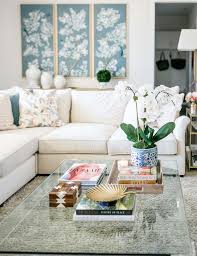 Fashion is a particularly popular subject for coffee table books, which showcase legends in the field like designer tom ford and vogue's grace coddington. How To Style A Coffee Table Interior Decorating Tips Dokter Andalan