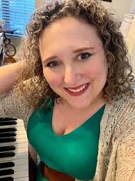 It's great to see everyone back in the studio singing after spring break!  ❤️🎶