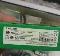 Schneider Rxg22m7 Interface Plugin Relay 5a 2co Led Testbutton 220vac
