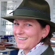 Toni Bauer,Goldenes Fahrabzeichen,Fahrrichter,internationale  Turnierfolge,Ausbilder von Fahrpferden und Fahrern