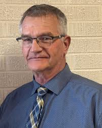 Weiser School District Board of Trustees are pleased to announce a familiar  face as the interim Superintendent. Please welcome Mr. Dave Kerby and his  wife Connie back to Weiser. Mr. Kerby spent